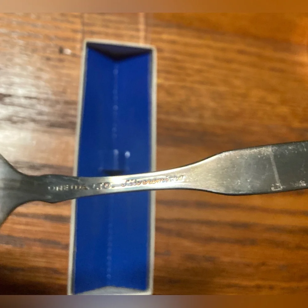 Elegant vintage small Silver Spoon